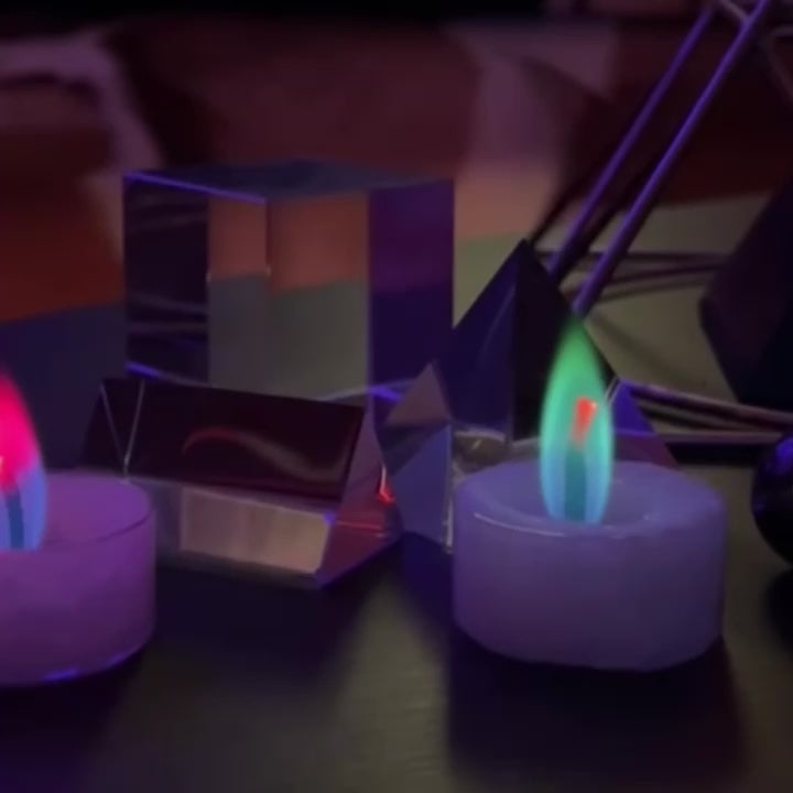 Red and Green Tea Candles